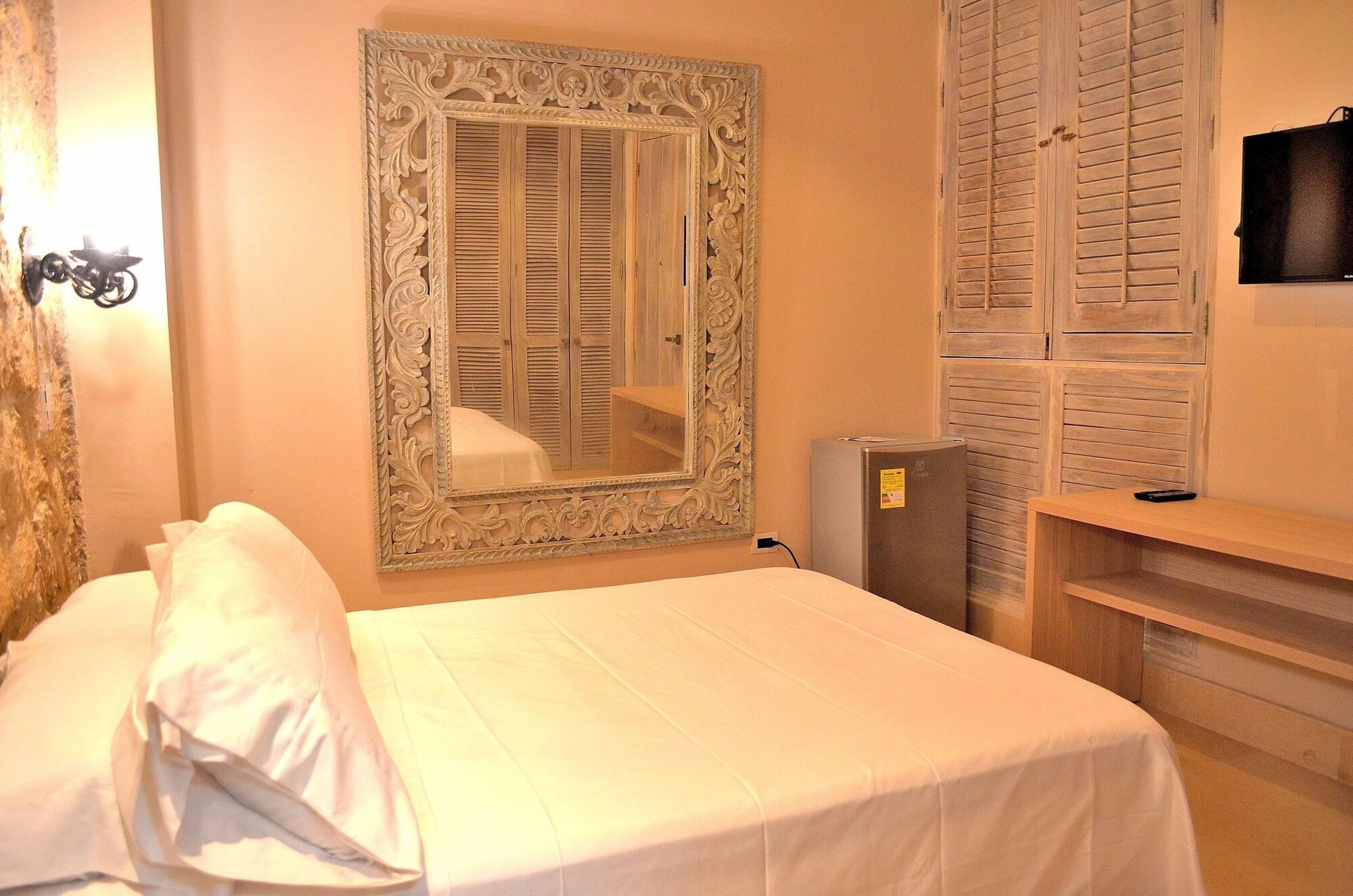 Hotel Puertas De Cartagena Eksteriør bilde
