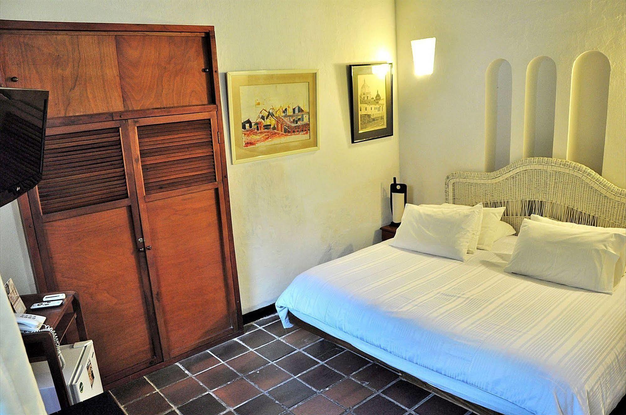 Hotel Puertas De Cartagena Eksteriør bilde